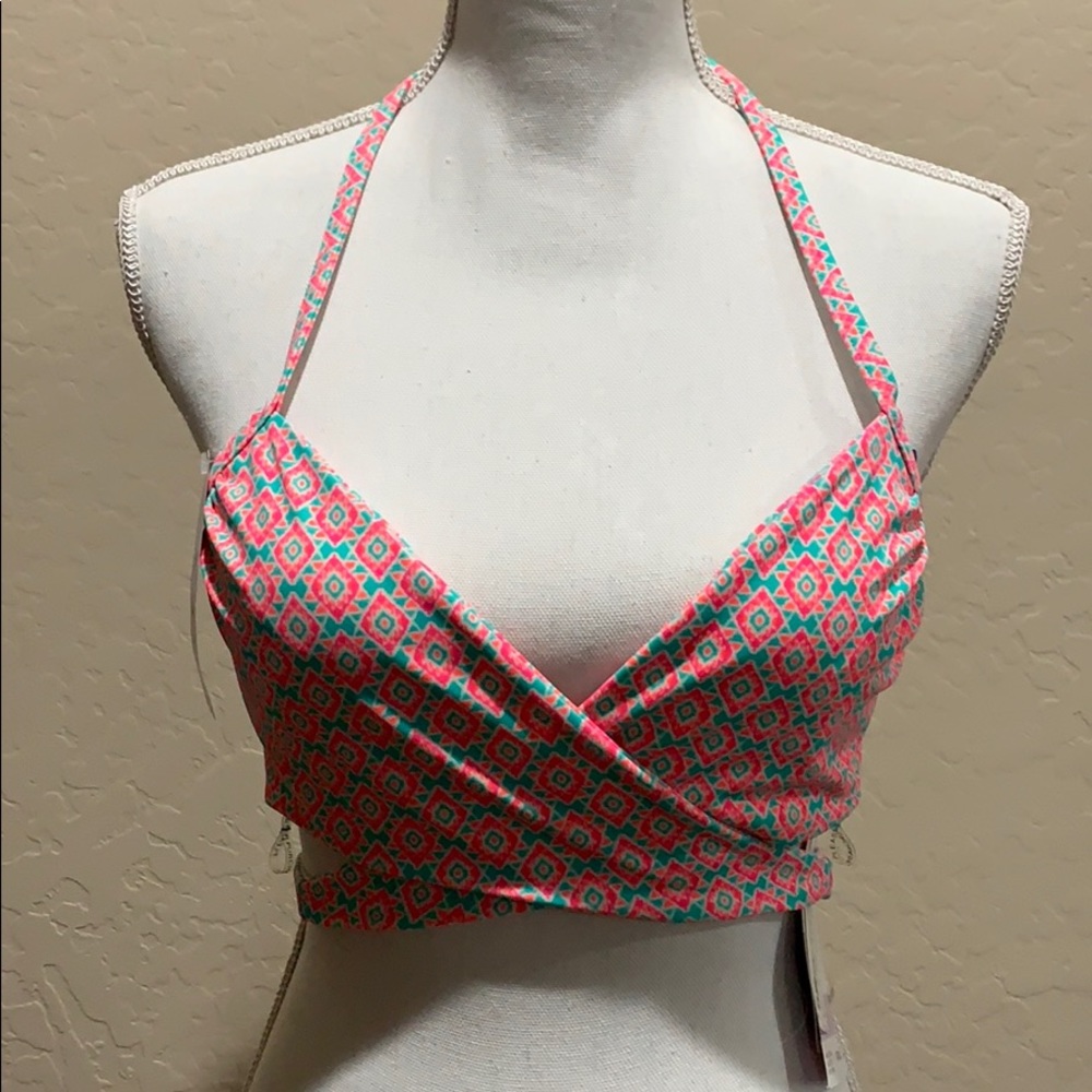Coco Rave swim top Size 32D NWT